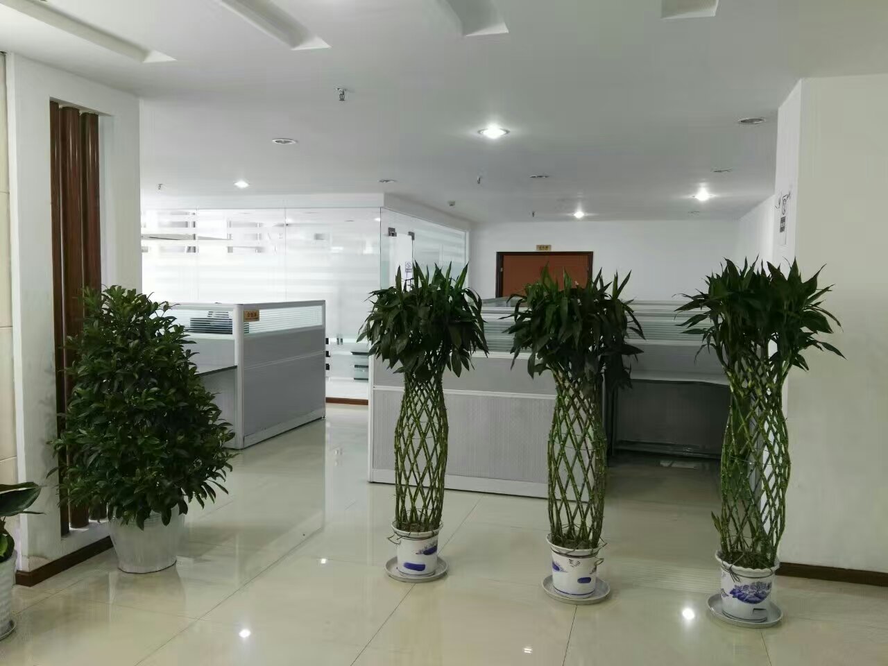 迎寒冬   送温情！路源科技股份室内空气污染检测及治理样板间全城火热征集中。。。